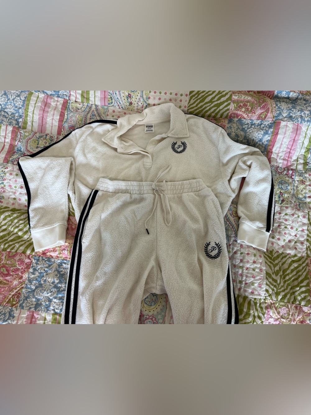 PINK Victoria's Secret fleece women’s sweatsuit